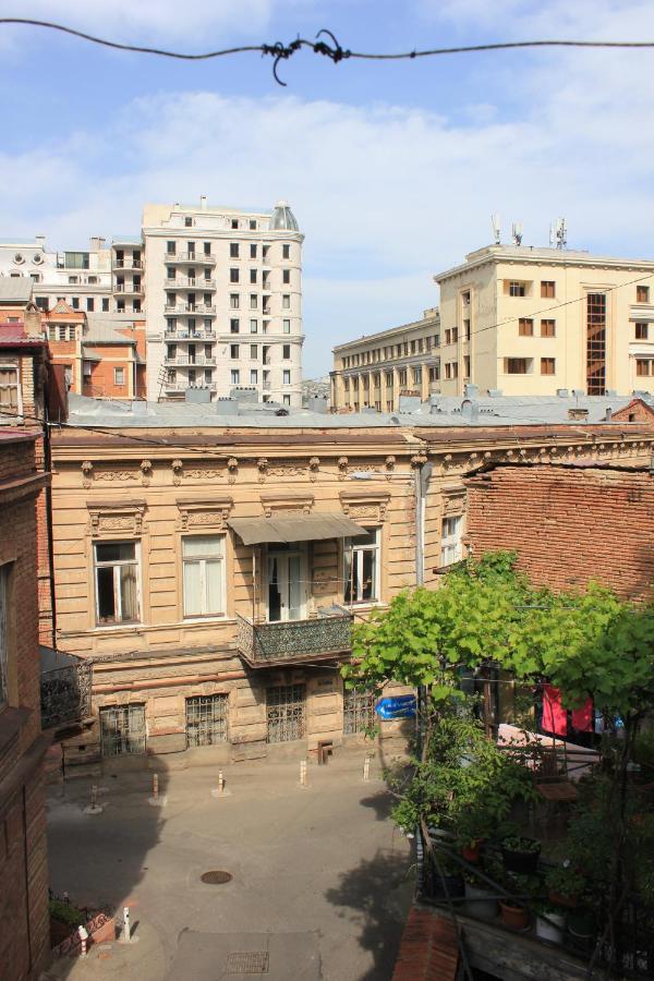 Valiko Hotel Tbilisi Exterior foto